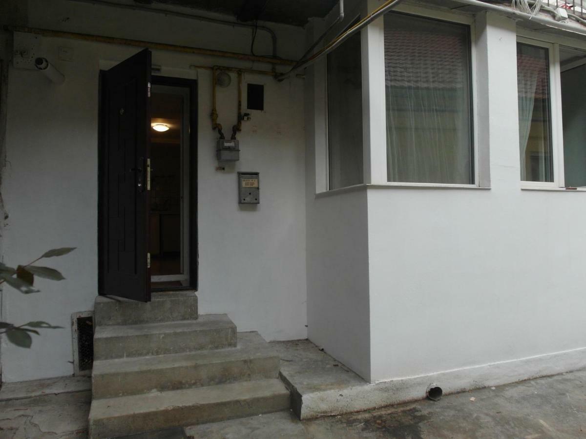 Studio Moliere Apartamento Braşov Exterior foto